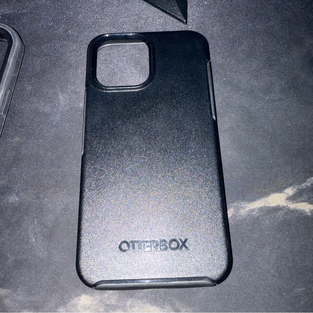 OtterBox symmetry iphone 13 pro max case black